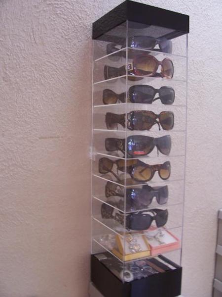 MAQUILA Y EXHIBIDORES DE ACRILICO