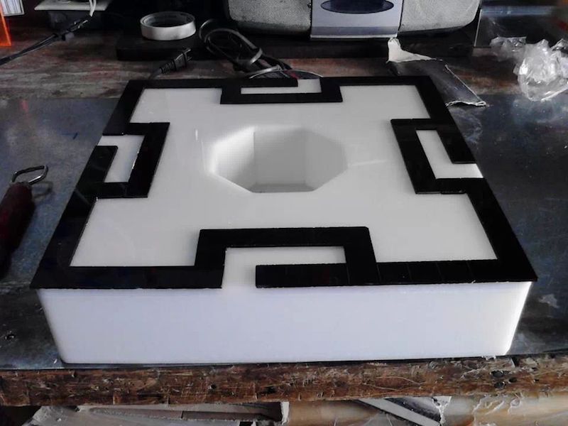 MAQUILA Y EXHIBIDORES DE ACRILICO