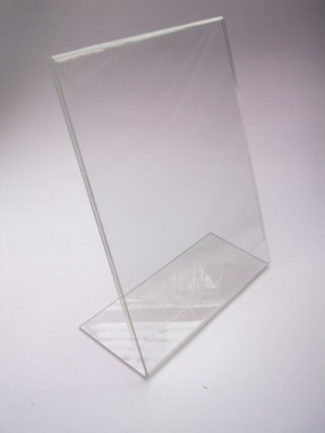 MAQUILA Y EXHIBIDORES DE ACRILICO